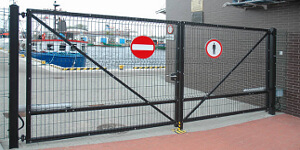 Ворота распашные для 2D и 3D ограждений в Томске